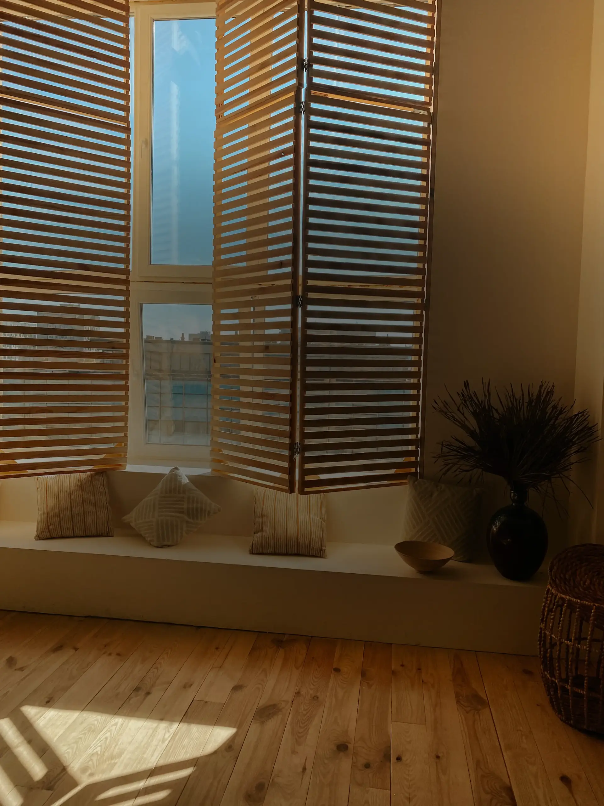 Integral Blinds